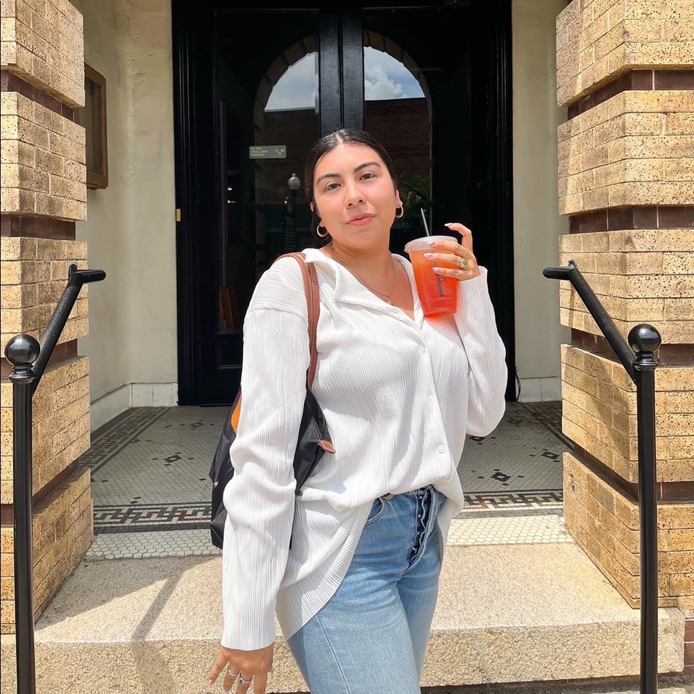 Meet your Posher, Samantha